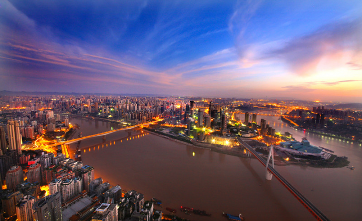 一带一路和长江经济带在这交汇——两江新区深度融入国际市场